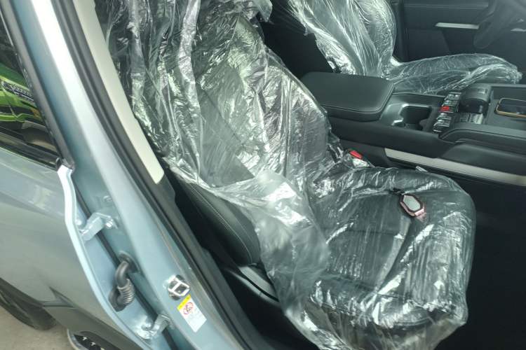 Used Formula Leopard Titanium 3 2025 501 km All-Wheel Drive Intelligent Driving Max Edition