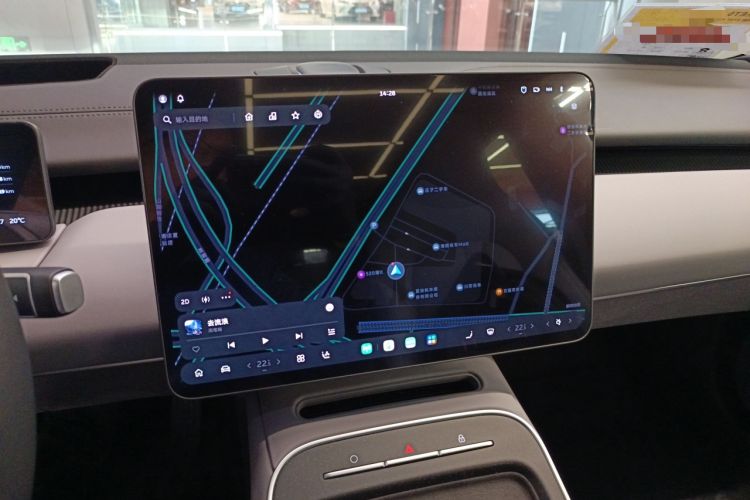 Used Nio ET5T 2025 75 kWh Touring Audio And AC Panel