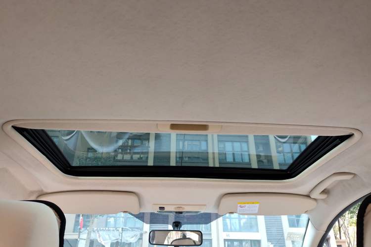 Used Ford Focus 2011 Sedan 1.8L Automatic Fashion Edition
