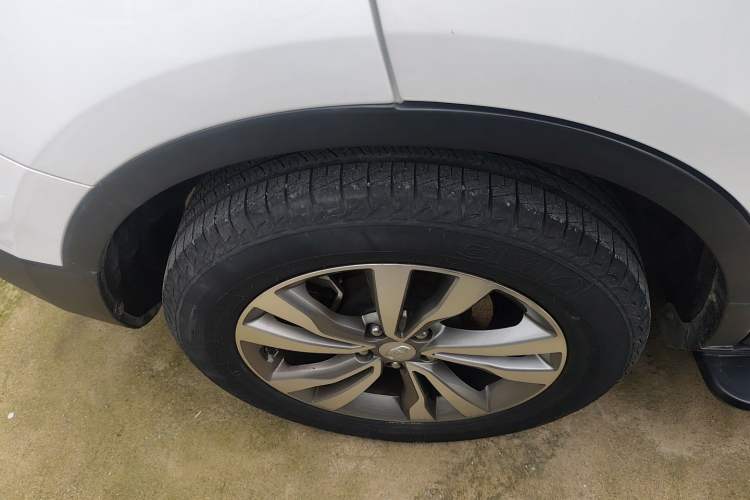 Used Geely Auto Emgrand X7 Sport 2016 1.8TD Automatic Smart Connectivity Version Right Rear Wheel Hub