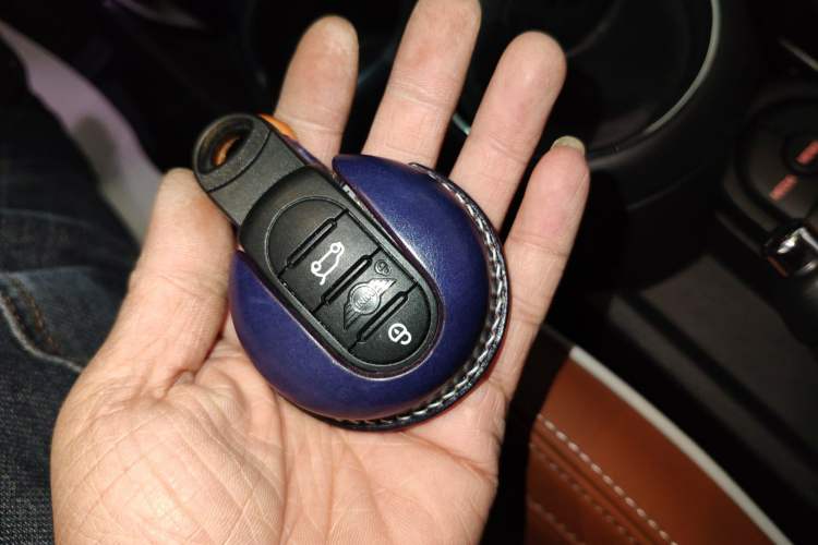 Used MINI 2019 1.5T COOPER Artist Vehicle Key