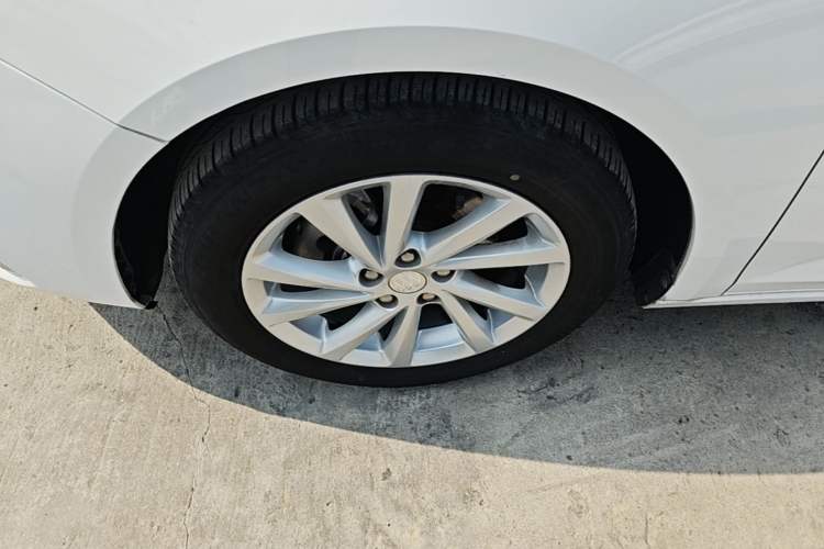 Used Buick Verano 2018 Sedan 15S Automatic Leading Model