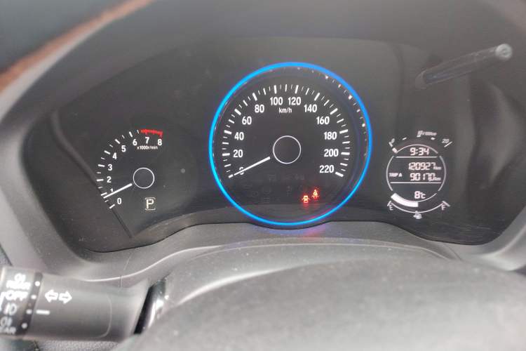 Used Honda Vezel 2016 1.8L CVT Front-Wheel Drive Pioneer Edition
