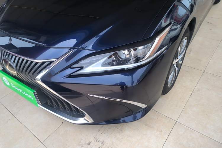 Used Lexus ES 2021 260 Excellence Edition