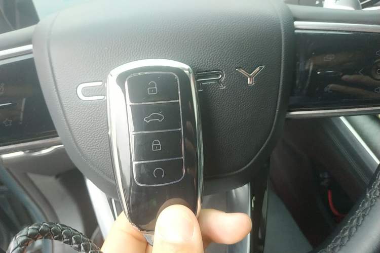 Used Chery Tiggo 9 2023 2.0T Dual-Clutch Two-Wheel Drive Luxury Edition 5 Seats Vehicle Key