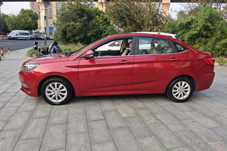 Used Changan Alsvin V7 2015 1.6L Manual Enjoyment Model China V Standard