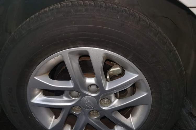 Used Geely Auto Emgrand 2016 Sedan 1.5L Manual Luxury Model
