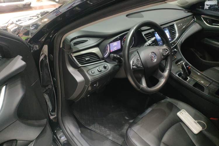 Used Buick LaCrosse 2022 552T Luxury Version
