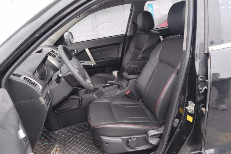 Used Geely Auto GX7 2015 Classic Edition 1.8L Manual Elite Model China V Standard Left Front Seat