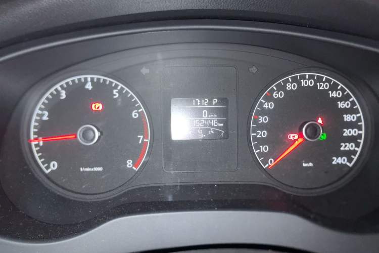 Used Volkswagen Sagitar 2014 Revised Version 1.6L Automatic Comfort Edition