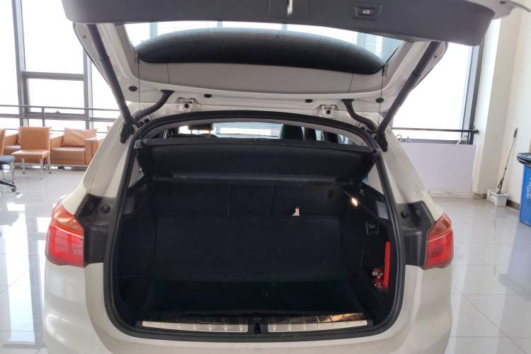 Used BMW X1 2016 sDrive18Li Premium Edition