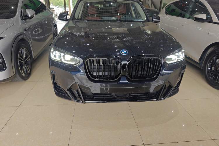 Used BMW iX3 2022 Leading Type
