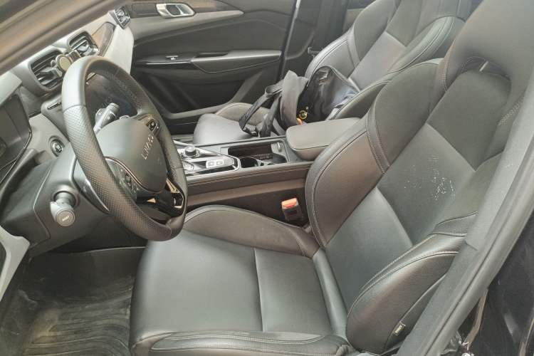 Used Lynk & Co 03 2021 1.5TD DCT JingPlus Left Front Seat