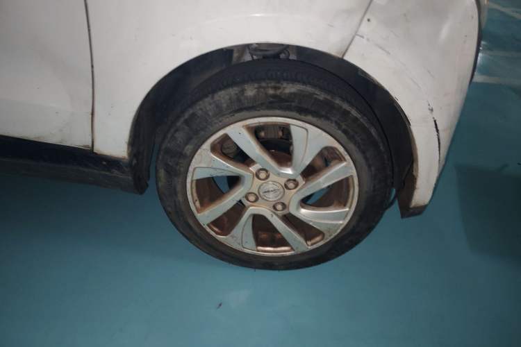 Used Zotye Sesame 2016 E30 Standard Model
