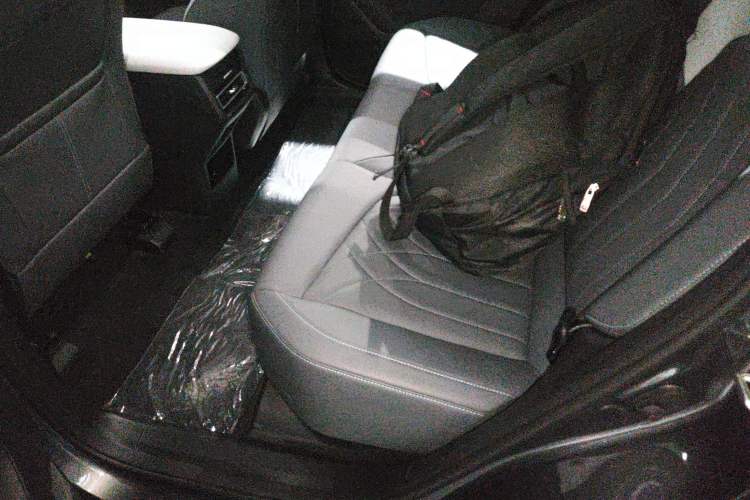 Used Changan UNI-Z New Energy 2024 Blue Whale Smart Electric iDD 125km Beyond Edition