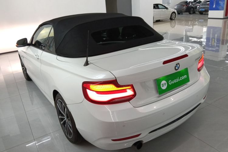 Used BMW 2 Series 2018 220i Convertible Coupe Sports Design Package