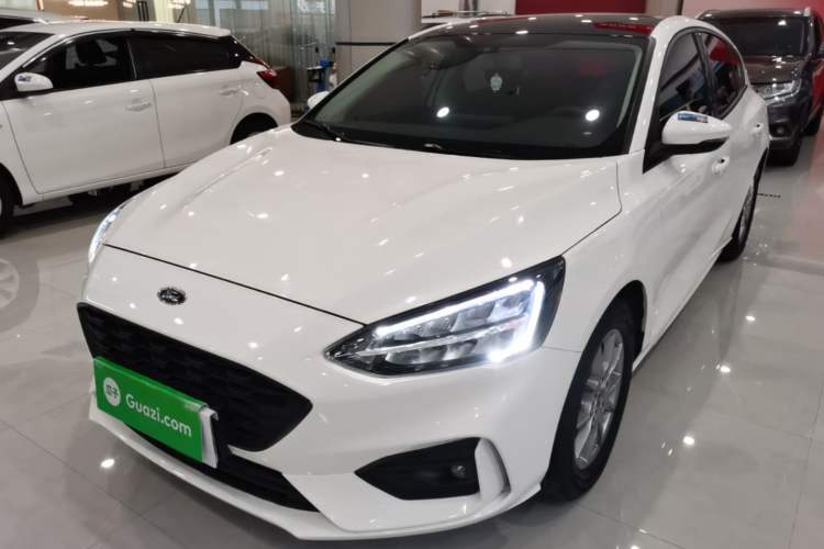 Used Ford Focus 2021 Hatchback EcoBoost 180 Automatic Titanium Edition