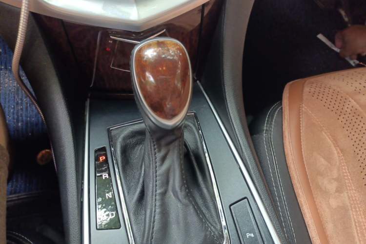 Used Cadillac SRX 2015 3.0L Elite Model