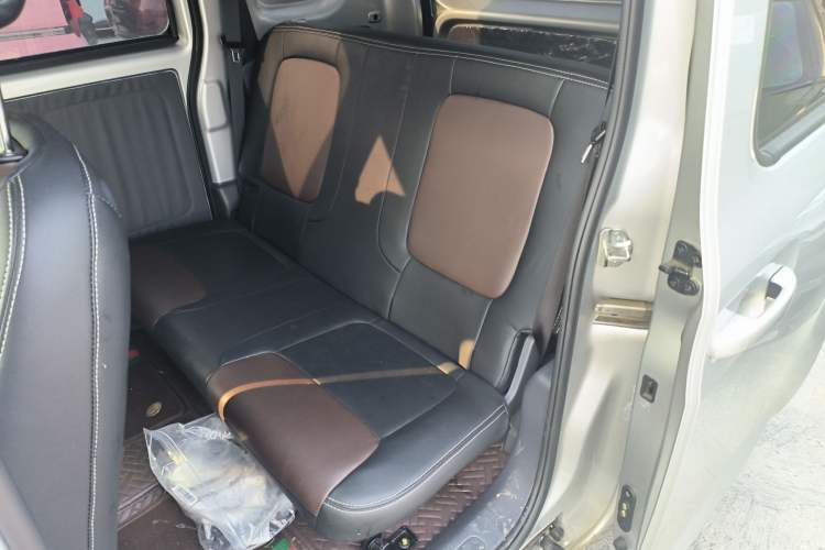 Used Wuling Zhiguang New Energy 2025 Comfort Model