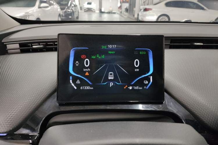 Used Chery New Energy Boundless Pro 2022 301km "Divine Beast" Version with Lithium Iron Phosphate Instrument Cluster