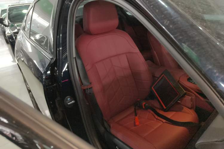 Used BMW 5 Series 2025 525Li M Sport Package