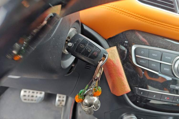 Used Haval H1 2015 1.5L AMT Luxury Model
