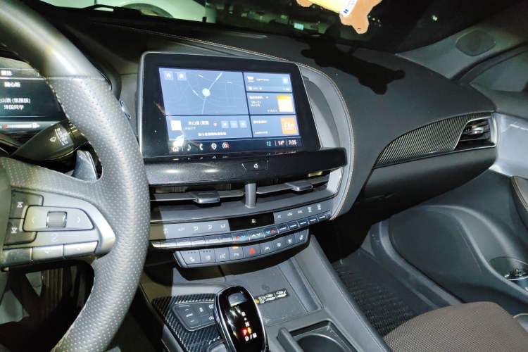 Used Cadillac CT5 2023 28T Platinum Edition