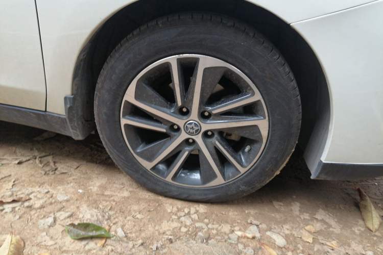 Used Venucia D60 2019 1.6L XL CVT SmartConnect Elite Edition (ISS)