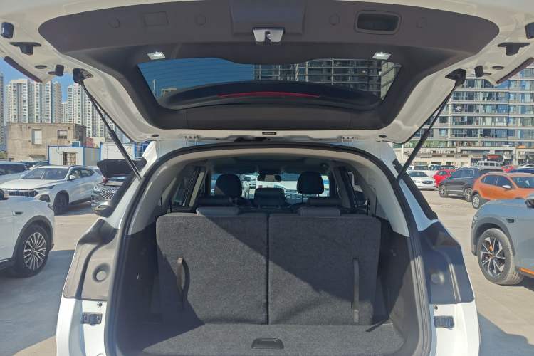 Used JETOUR X95 2022 1.6T DCT Chieftain Edition 7 Seats
