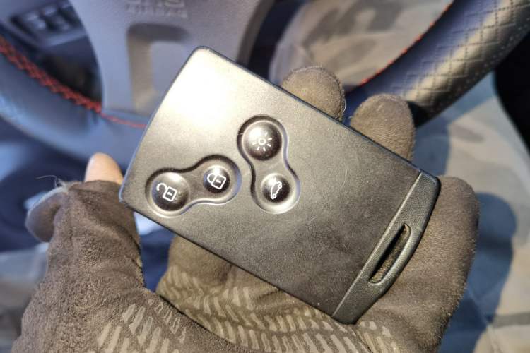 Used Renault Koleos 2010 2.5L 4x4 Comfort Edition
