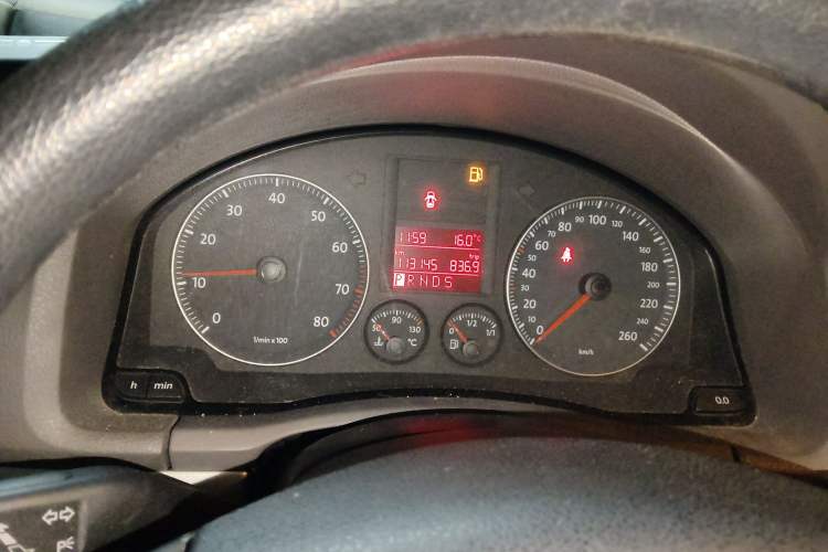 Used Volkswagen Sagitar 2009 1.6L Automatic Fashion Edition
