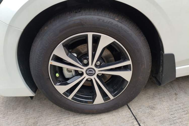 Used Nissan Sylphy 2026 Model 1.6L CVT Intelligent Driving Edition Left Front Wheel Hub