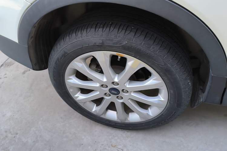 Used Ford Kuga 2015 1.5L GTDi Two-Wheel Drive Fashion Edition