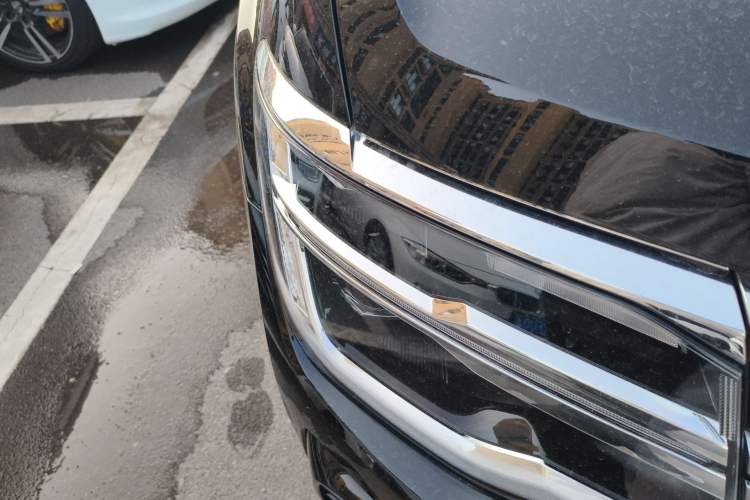 Used Volkswagen Teramont X 2023 Facelift 380TSI Four-Wheel Drive Luxury Deluxe Edition Right Front Headlight