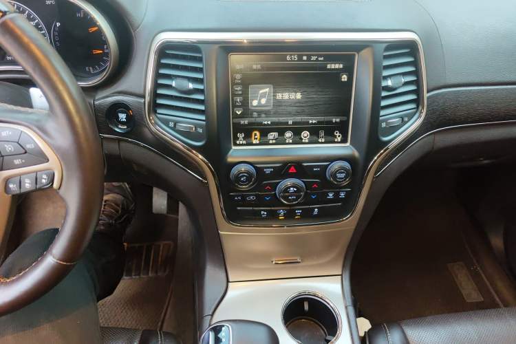 Used Jeep Grand Cherokee 2015 3.6L Flagship Prestige Edition
