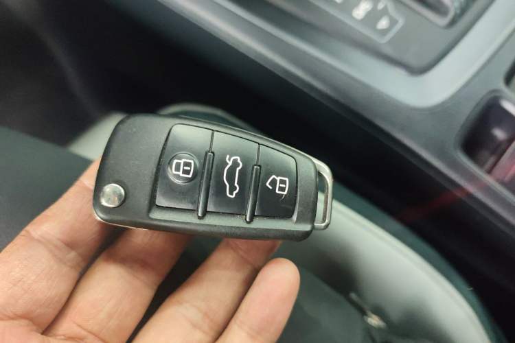 Used Audi Q3 Sportback 2023 Facelift 45 TFSI quattro Luxury Edition Vehicle Key