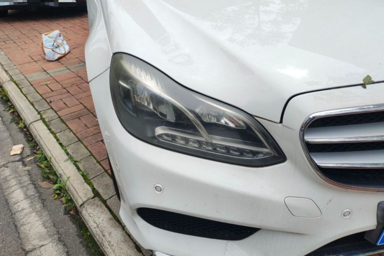 Used Mercedes-Benz E-Class 2015 E 260 L Sport Edition Right Front Headlight