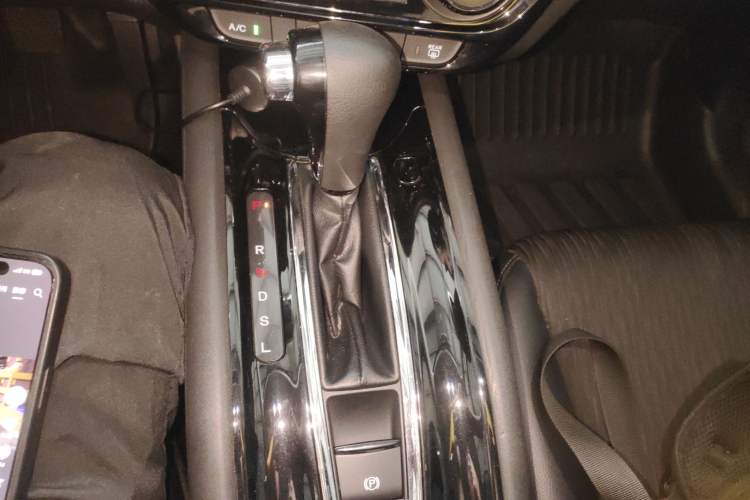 Used Honda Vezel 2019 1.5L CVT Pioneer Edition China VI