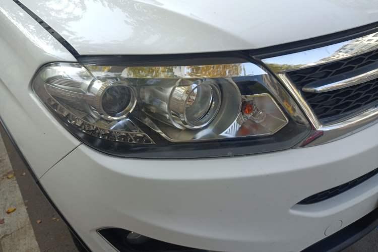 Used Chery Tiggo 5 2015 2.0L CVT Family Deluxe Edition Right Front Headlight