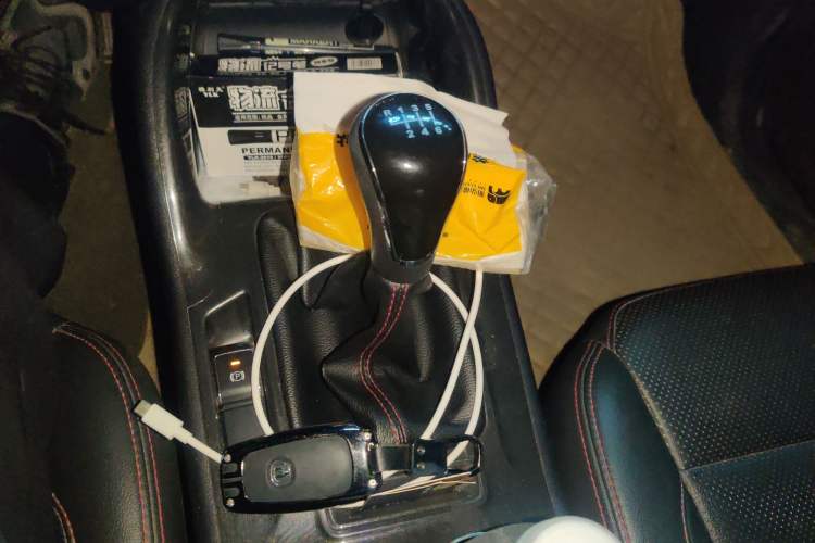 Used CHANGAN CS75 2017 Shangku Edition 1.5T Manual ZhiXiang Model
