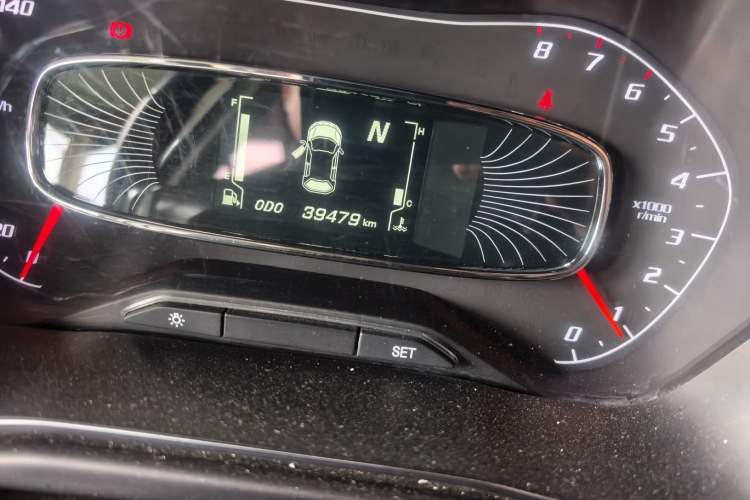 Used Baojun 510 2019 1.5L Automatic Prestige Edition China V Odometer Close Up