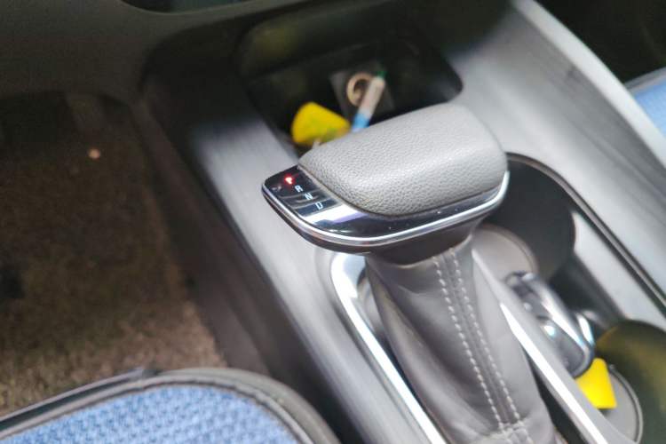 Used Buick Velite 6 2022 Plug-in Hybrid Connected & Shared Model Gear Lever