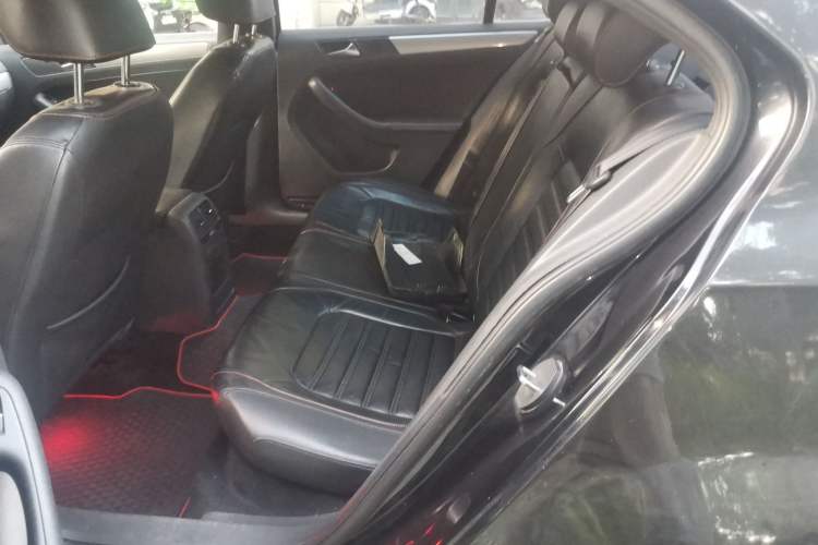 Used Volkswagen Sagitar 2013 2.0 TSI GLI Left Rear Seat