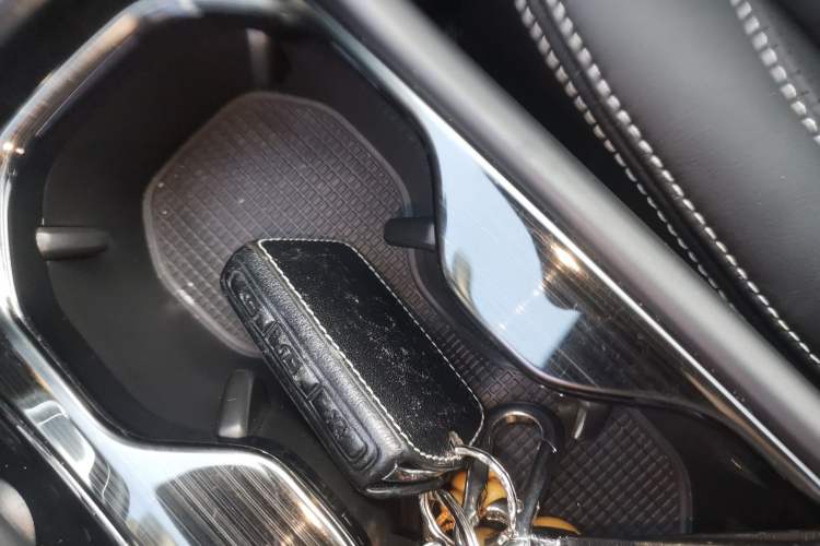 Used Volvo XC40 2020 T4 Four-Wheel Drive Smart & Sporty Edition
