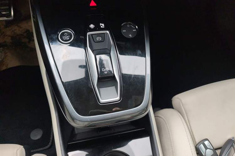 Used Audi Q4 e-tron 2023 50 e-tron quattro Visionary Edition