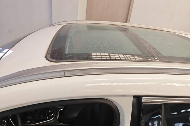 Used Soueast DX7 2018 Prime 1.5T Manual Smart Connect Starry Edition China V Standard Roof