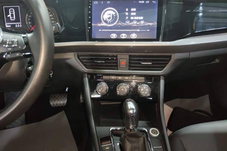 Used Volkswagen Bora 2019 Revised Version 1.5L Automatic Comfort Edition China VI Standard
