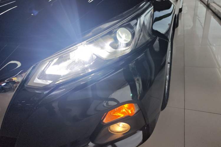 Used Nissan Teana 2021 2.0L XE Fashion Edition Left Front Headlight