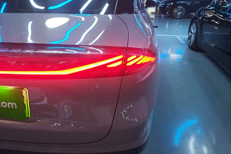 Used Geely Galaxy L6 2024 125km Creative Edition
