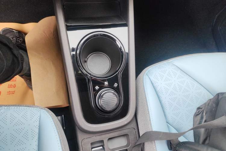 Used Chery QQ Little Ant 2022 Sweet Pink Edition Half-Sugar Version 3-Cell Lithium 30kW 301km